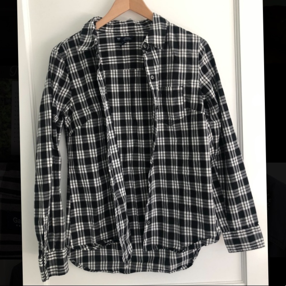 Plaid gap top